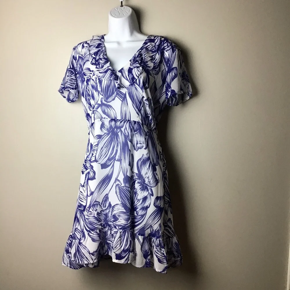 Lulu’s Blue Floral Summer Ruffle Dress - Picture 2 of 4